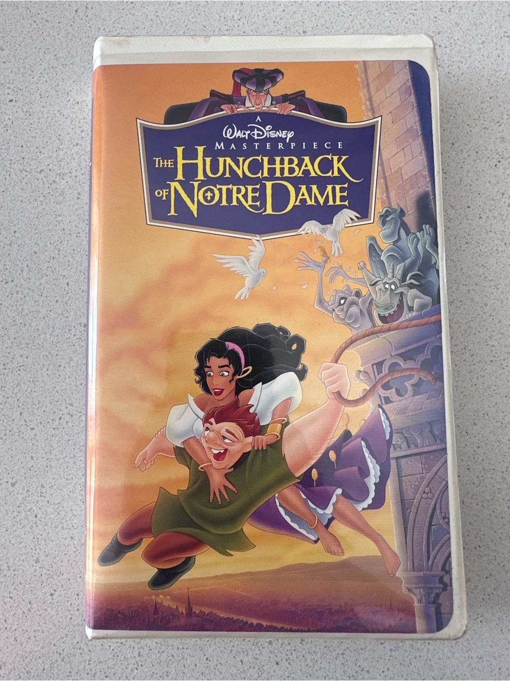 Walt Disney The Hunchback of Notre Dame VHS